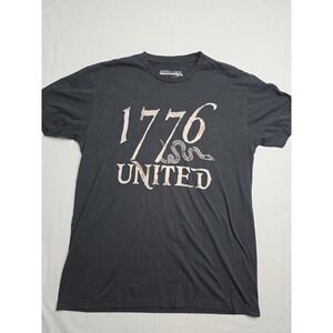 1776 United T-Shirt Men XL Black Graphic Logo Relaxed Fit Pullover Everyday Wear